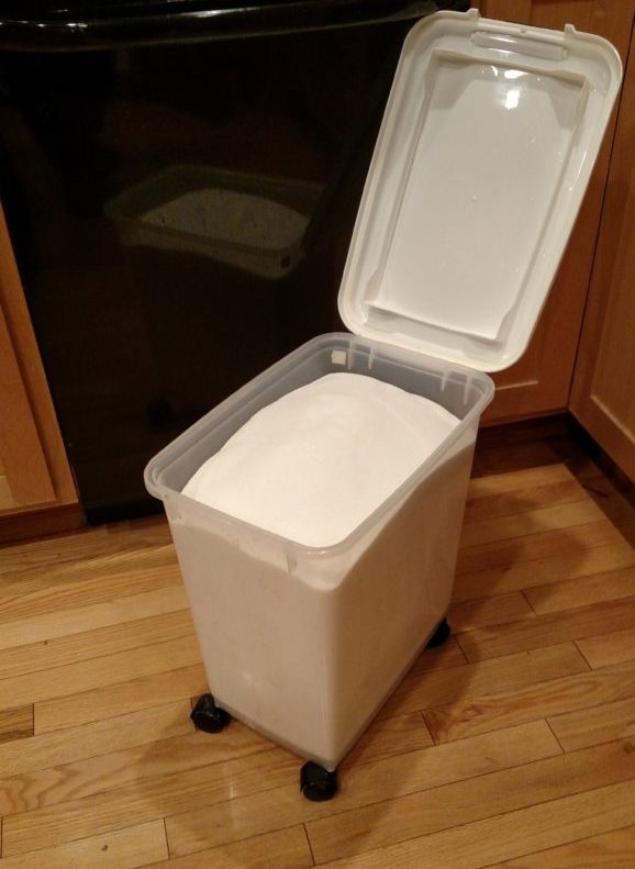 container for 50# of sugar