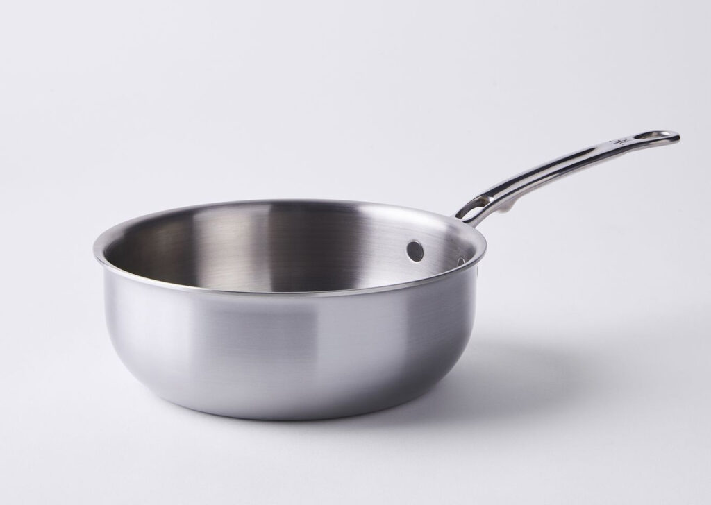 Saucier pan